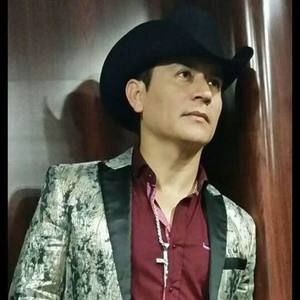 Meet your Posher, Santos